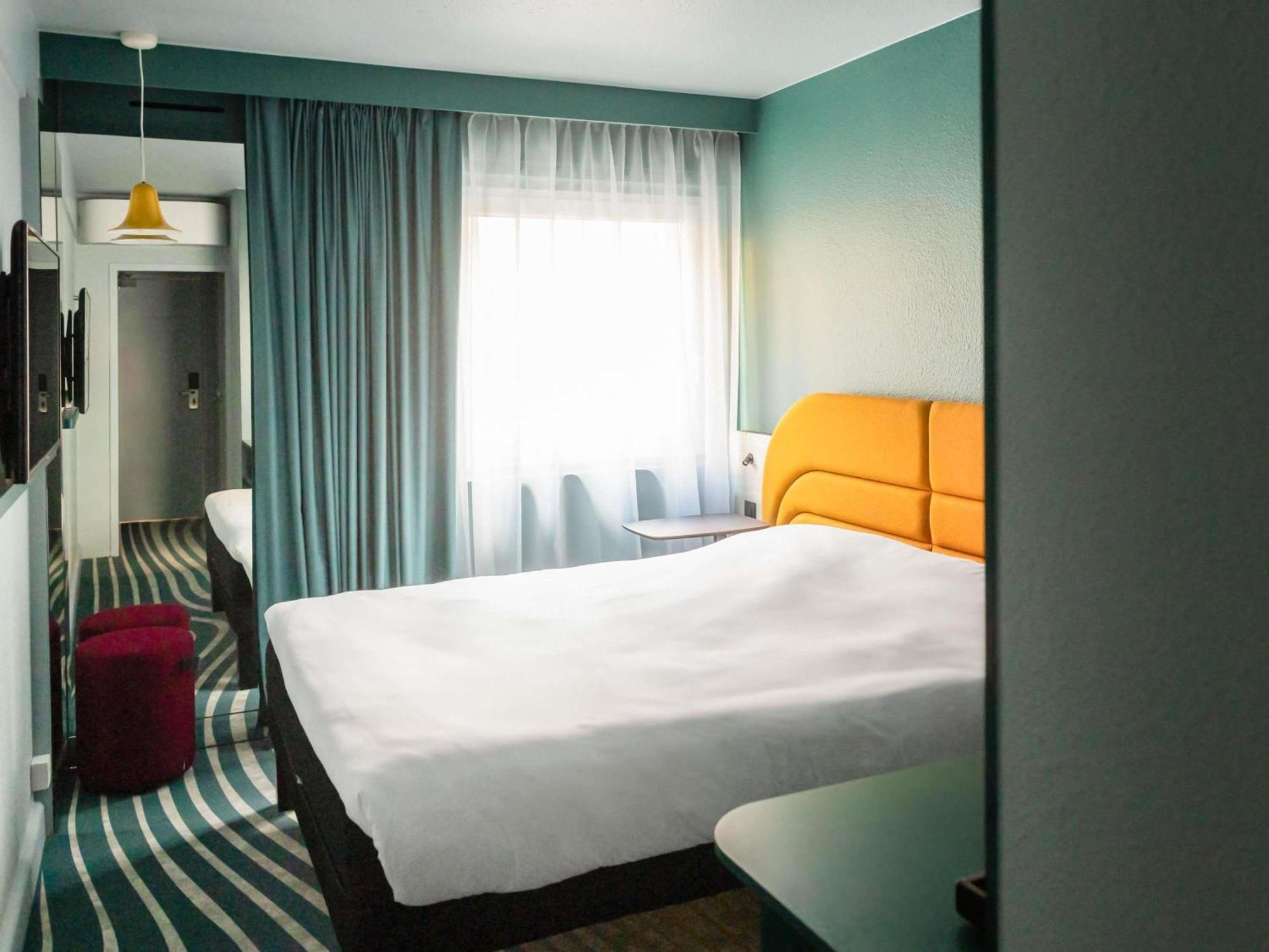 Standard Double Room,1704844579:JPEG