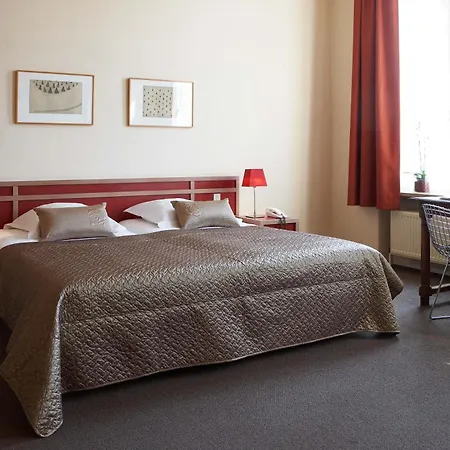 Hotel Adornes-2